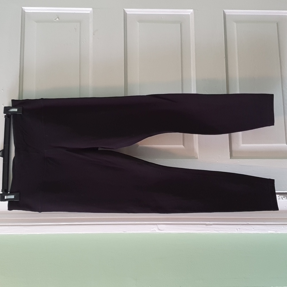 EUC black cotton leggings, Athleta, medium petite